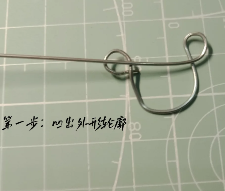 用铁丝做书夹怎么做教程分享-图片1