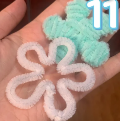 手工扭扭棒可爱挂件花朵简易教程分享