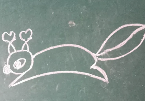 精选松鼠和松树简笔画图片大全大图-图片1