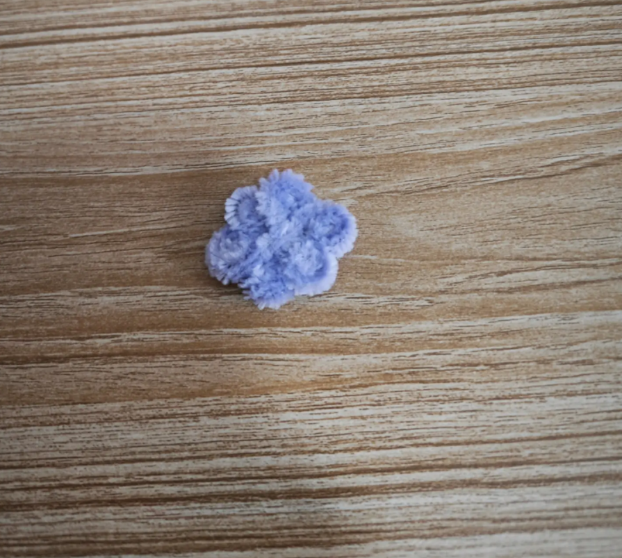 手工diy: 3根扭扭棒简易花花发夹(超简单)教程-图片1