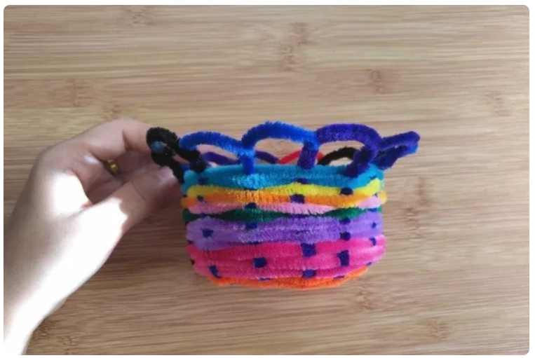 手工diy: 扭扭棒教程简单小花篮(含制作教程)-图片2