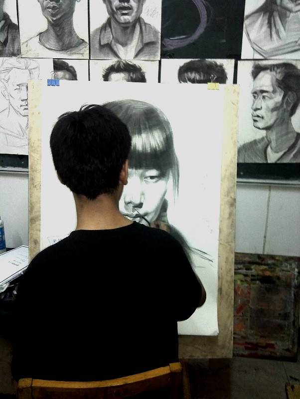 朋毛才仁人物素描头像作品欣赏