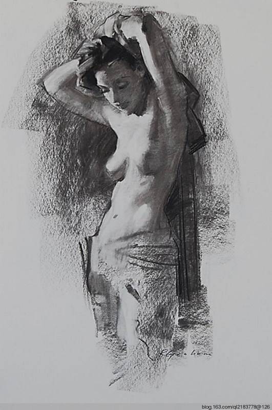 美国艺术家人物碳条素描画图片欣赏