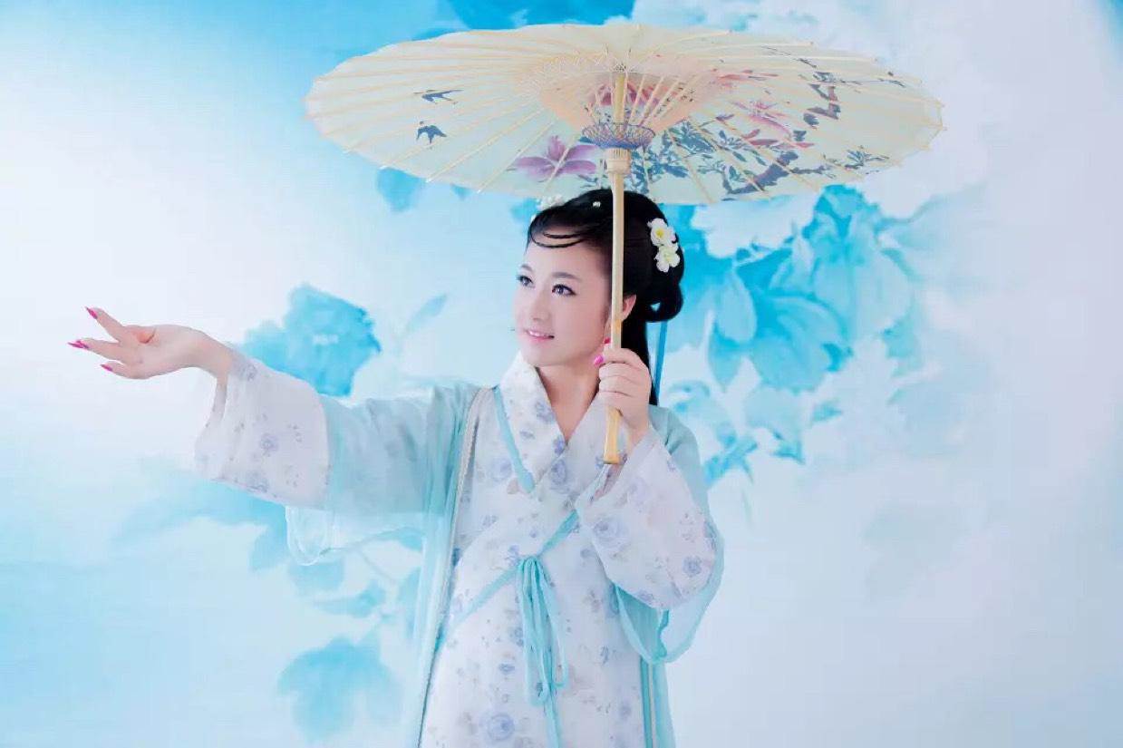 戏曲人物水彩画