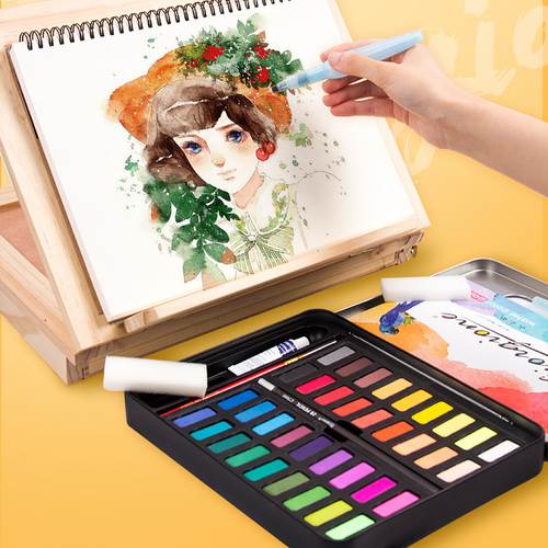 固体水彩画女生人物