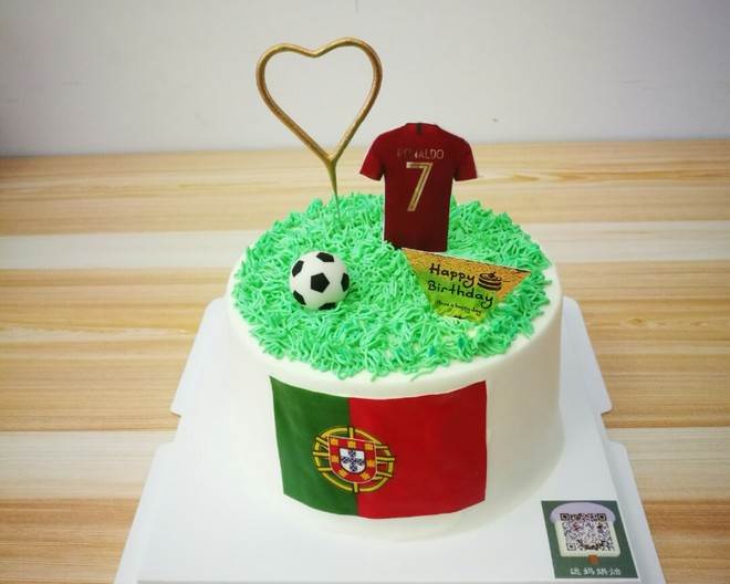 经典世界杯蛋糕简笔画