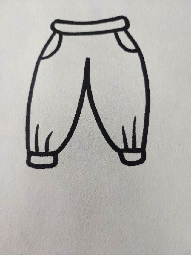 衣服裤子简笔画